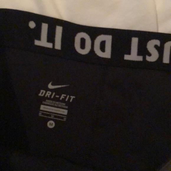 Nike pro spandex shorts dri-fit - Picture 2 of 4